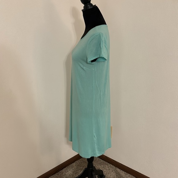 Mint Green Nightgown - Picture 4 of 6